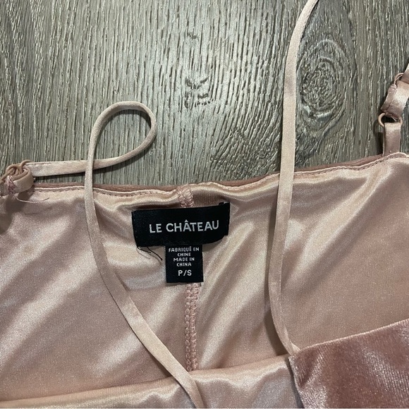 Le Chateau Dusty Pink Velvet Mini Dress Size: Small - Picture 2 of 3